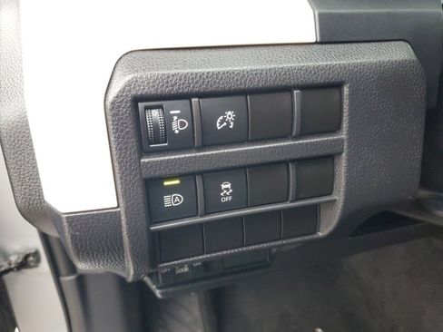 Used 2024 Toyota Tacoma TRD Sport image 11