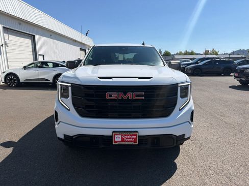 Used 2024 GMC Sierra 1500 Pro w/ Graphite Edition AWD/4WD image 8