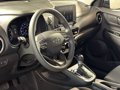 Used 2022 Hyundai Kona SE image 25