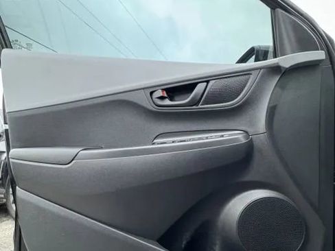 Used 2018 Hyundai Kona SEL w/ SEL Tech Package 02 image 20