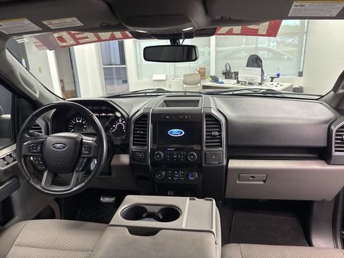 Used 2019 Ford F150 XLT w/ Equipment Group 302A Luxury AWD/4WD image 14