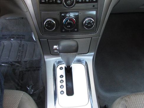 Used 2009 Saturn Aura XE image 18