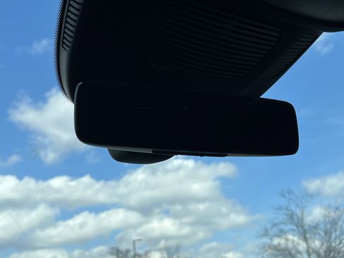 Certified 2025 Mercedes-Benz GLS 450 4MATIC image 27