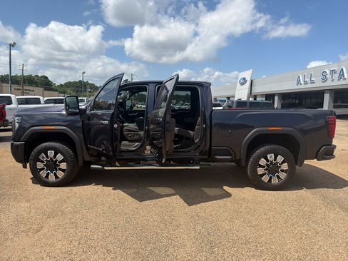 Used 2025 GMC Sierra 2500 Denali w/ Denali Reserve Package AWD/4WD image 20