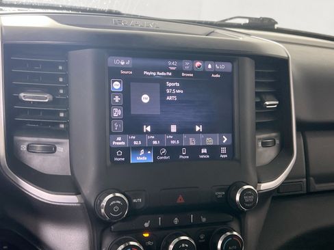 Used 2023 RAM 1500 Big Horn AWD/4WD image 14