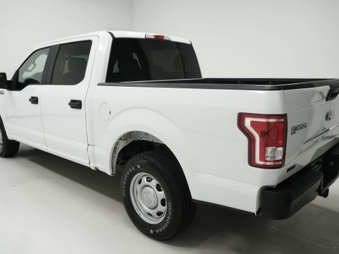Used 2017 Ford F150 XL w/ XL Power Equipment Group AWD/4WD image 5