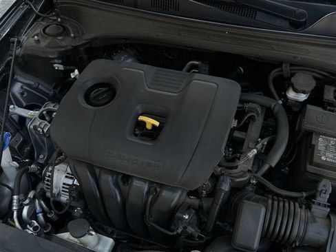Used 2023 Kia Forte LXS w/ LXS Technology Package FWD image 33