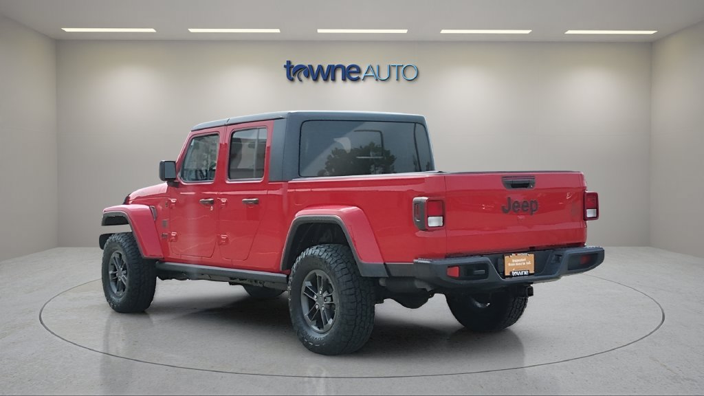 Used 2021 Jeep Gladiator Sport AWD/4WD image 4