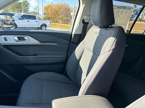 New 2026 Ford Explorer Active image 17