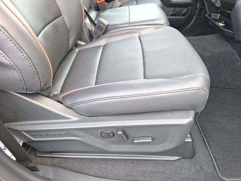 New 2026 Ford F250 Lariat w/ Chrome Package image 18