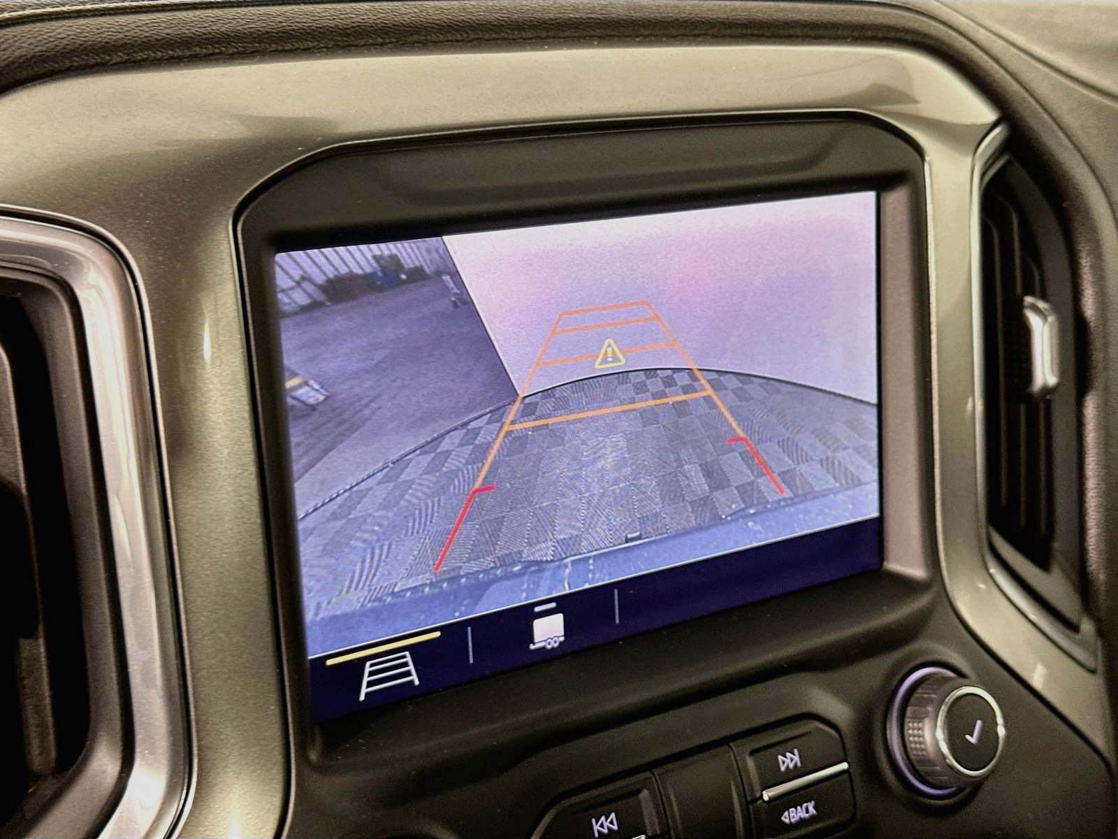 Used 2019 Chevrolet Silverado 1500 RST w/ True North Edition AWD/4WD image 15