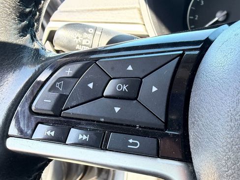Used 2023 Nissan Altima 2.5 SL FWD image 13