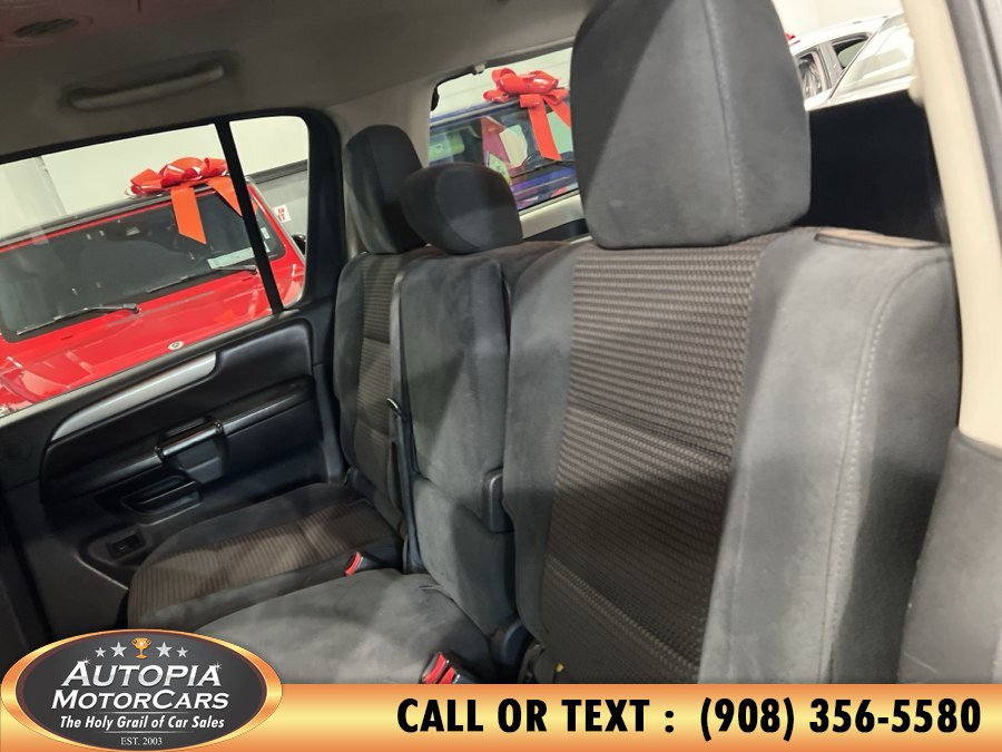 Used 2013 Nissan Armada SV AWD/4WD image 17