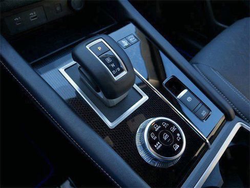 Used 2025 Mitsubishi Outlander SEL Black Edition image 22