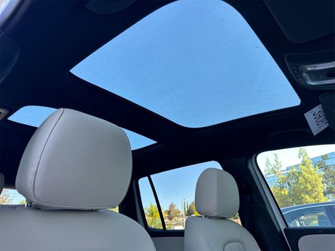 New 2026 Mercedes-Benz GLB 250 image 17