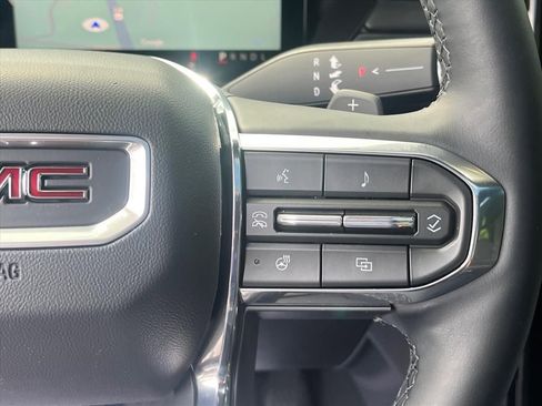 Used 2026 GMC Acadia Elevation w/ Black Edition FWD image 20