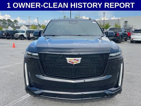 Used 2023 Cadillac Escalade Sport AWD/4WD image 13