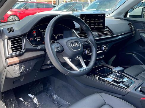 Used 2022 Audi Q5 2.0T Premium Plus AWD/4WD image 17