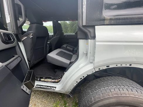Used 2022 Ford Bronco Big Bend AWD/4WD image 6