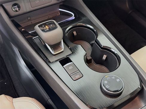 Used 2026 Nissan Rogue SL image 17