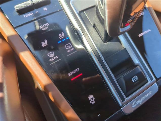 Used 2019 Porsche Cayenne AWD/4WD image 29