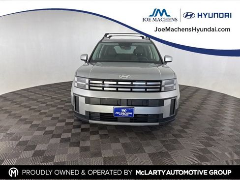 Used 2025 Hyundai Santa Fe SEL image 2