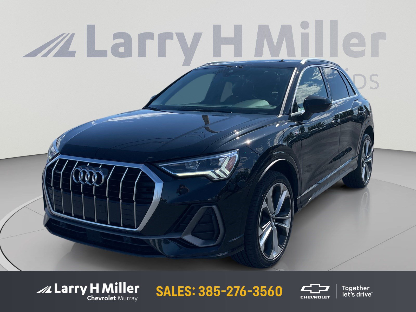 Used 2019 Audi Q3 2.0T Premium Plus w/ Premium Plus Package AWD/4WD image 1