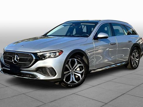 Used 2025 Mercedes-Benz E 450 4MATIC All-Terrain Wagon image 1