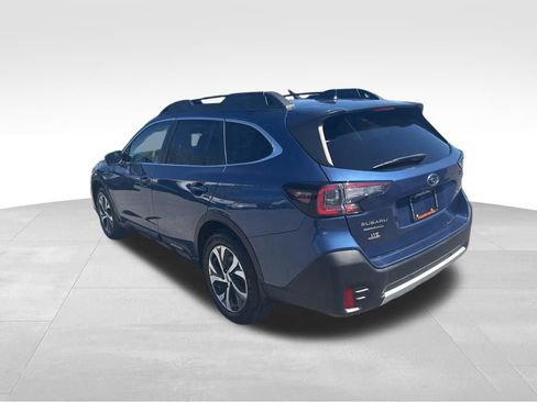 Used 2020 Subaru Outback Limited AWD/4WD image 3