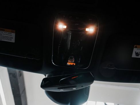 Used 2022 Mercedes-Benz C 300 4MATIC Sedan image 36