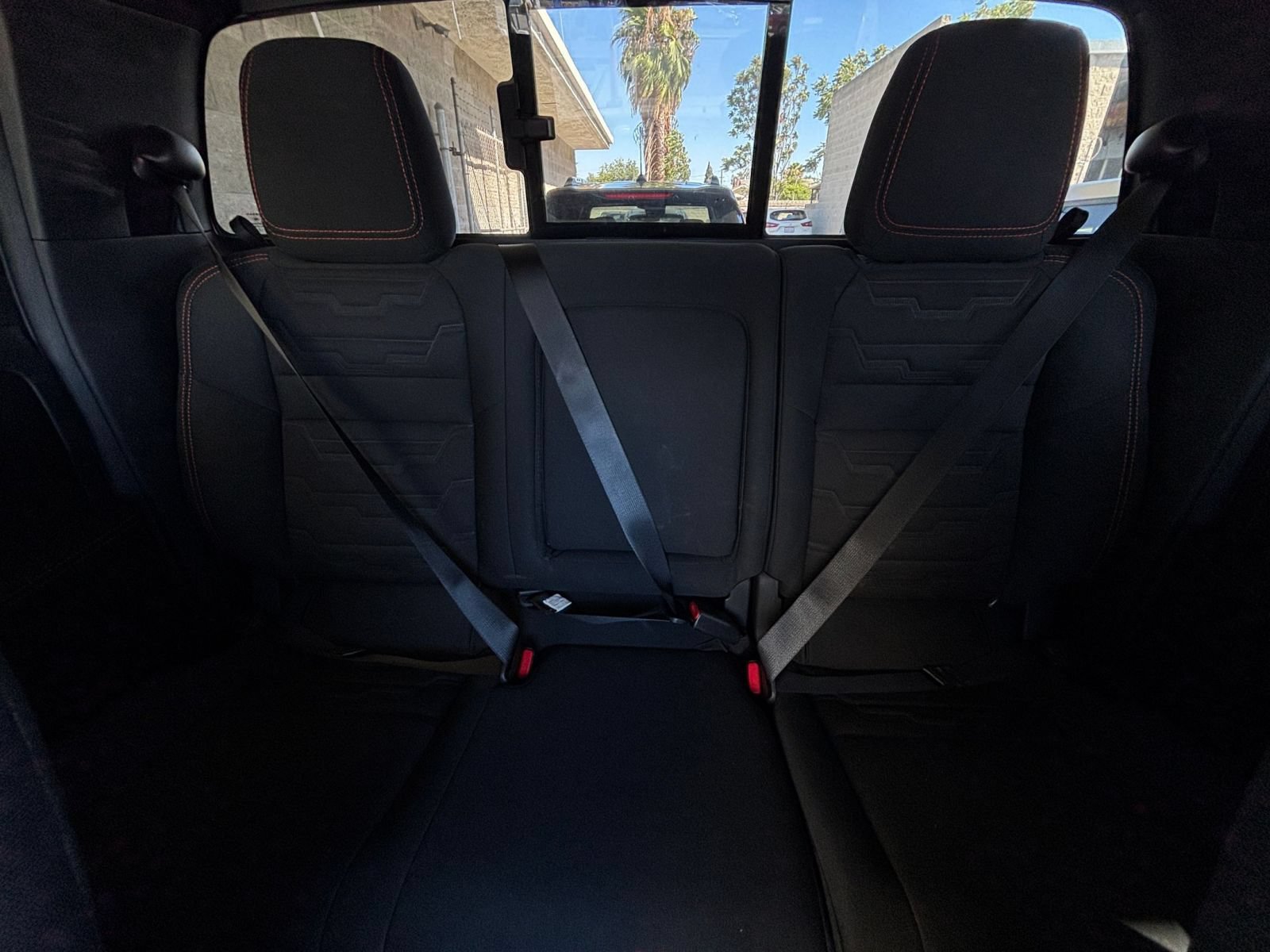 Used 2026 Nissan Frontier PRO-4X AWD/4WD image 38