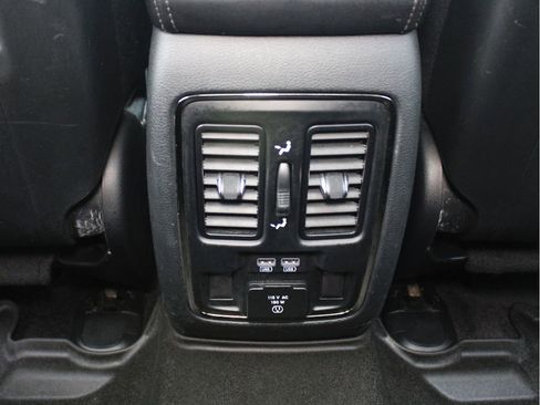 Used 2019 Jeep Grand Cherokee Limited X AWD/4WD image 32