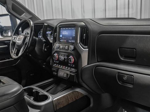Used 2020 GMC Sierra 2500 Denali w/ Denali Ultimate Package AWD/4WD image 12