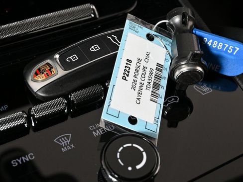 Certified 2026 Porsche Cayenne Coupe AWD/4WD image 16