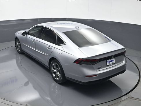 Used 2023 Honda Accord EX image 48