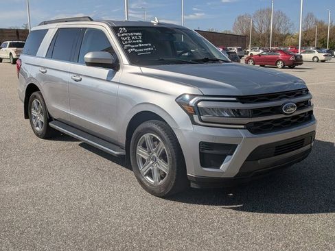 Certified 2023 Ford Expedition XLT RWD image 1