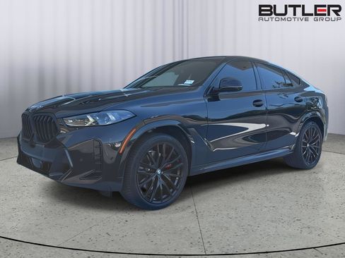 Certified 2024 BMW X6 xDrive40i w/ Premium Package AWD/4WD image 2