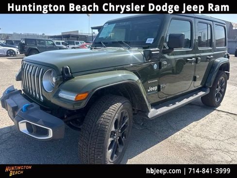 Used 2023 Jeep Wrangler Unlimited Sahara w/ Cold Weather Group AWD/4WD image 1