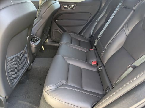 New 2026 Volvo XC60 B5 Ultra w/ Protection Package Premier image 18