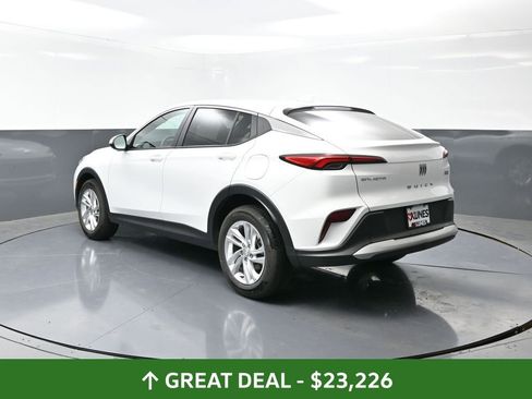 Used 2025 Buick Envista Preferred image 12