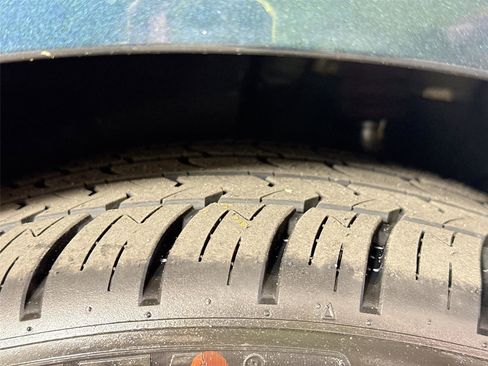 Used 2022 Genesis G70 2.0T w/ Prestige Package image 26