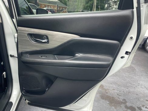 Used 2017 Nissan Murano Platinum w/ Platinum Technology Package FWD image 26