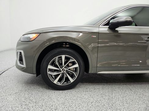 Used 2023 Audi Q5 2.0T Premium Plus w/ Premium Plus Package AWD/4WD image 38