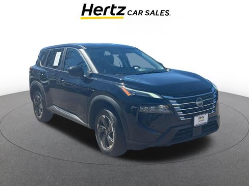 Used 2025 Nissan Rogue SV image 1