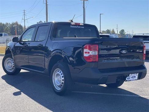 New 2025 Ford Maverick XL image 3