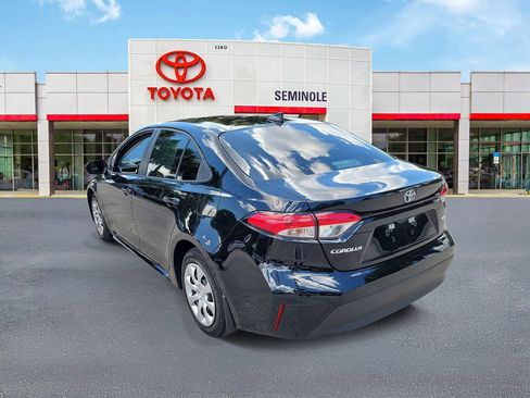 Used 2026 Toyota Corolla LE FWD image 4