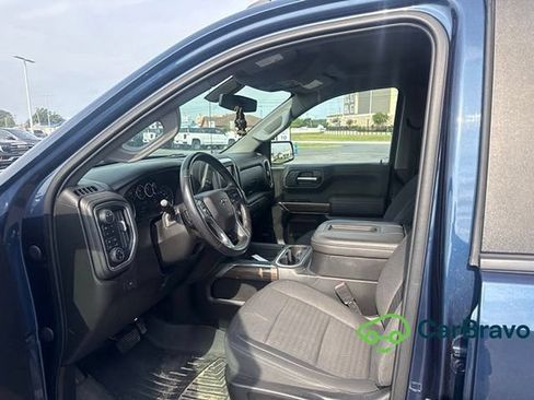 Used 2020 Chevrolet Silverado 1500 LT Trail Boss AWD/4WD image 10