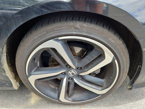 Used 2021 Honda Accord Sport image 10