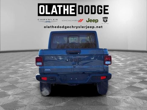 New 2026 Jeep Gladiator Sport image 22