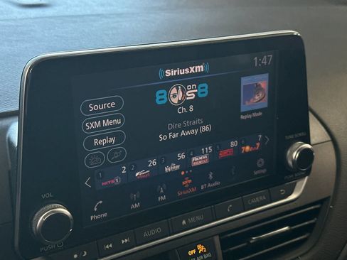 Used 2022 Nissan Altima 2.5 SV FWD image 18